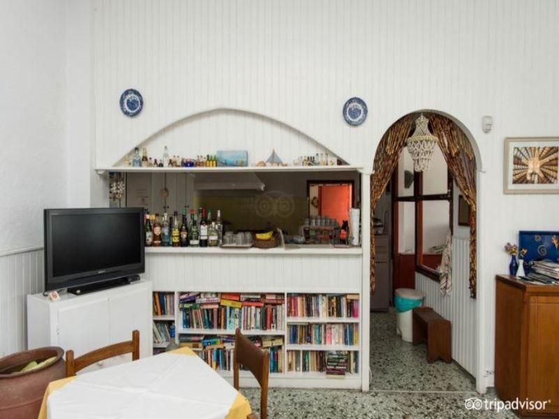 Artemis Hotel Agios Stefanos  Exterior foto