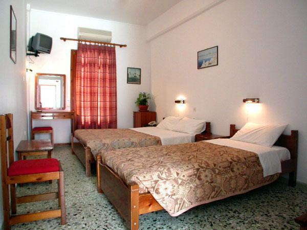 Artemis Hotel Agios Stefanos  Exterior foto